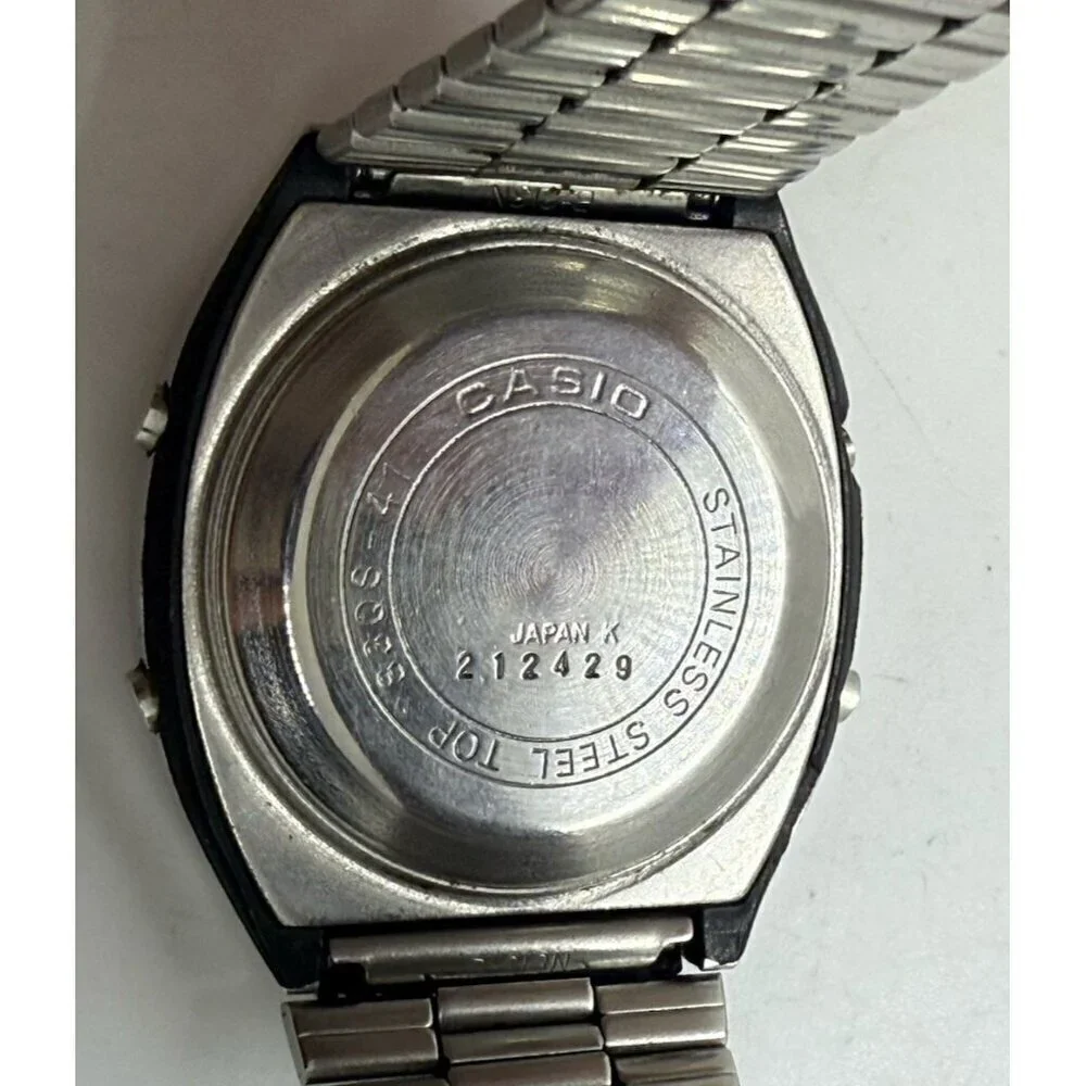 Vtg Casio 83QS-41 Alarm Chronograph Lithium Digital Quartz Men’s Watch Stainless